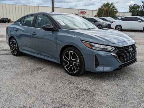 New 2025 Nissan Sentra SR w/ SR Premium Package image 2