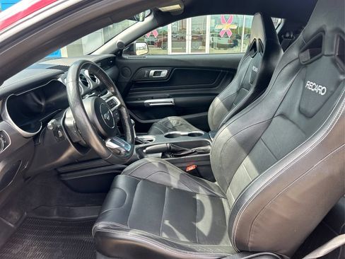 Used 2022 Ford Mustang GT Premium w/ Equipment Group 401A RWD image 9