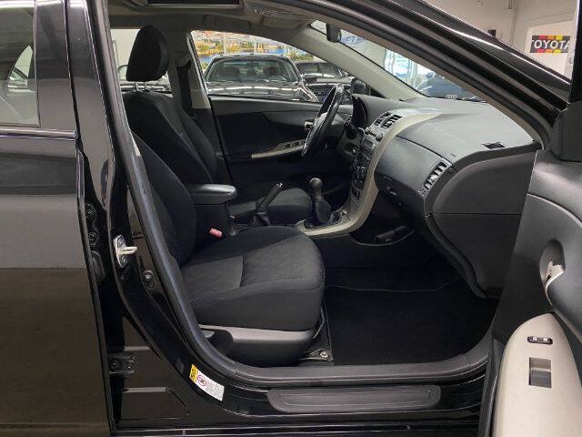 Used 2010 Toyota Corolla S FWD image 16