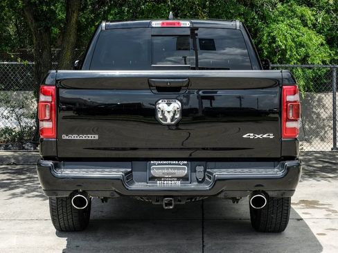 Used 2023 RAM 1500 Laramie AWD/4WD image 18