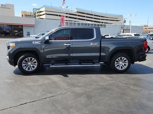 Used 2021 GMC Sierra 1500 Denali w/ Driver Alert Package II AWD/4WD image 4