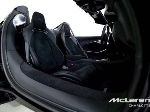 New 2026 McLaren Artura Spider RWD image 20