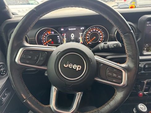 Used 2021 Jeep Wrangler Unlimited Sahara image 23