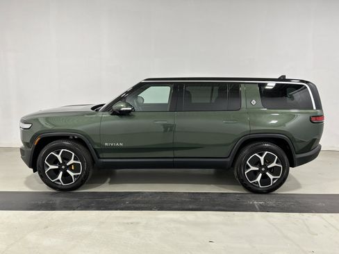 Used 2023 Rivian R1S Adventure image 2