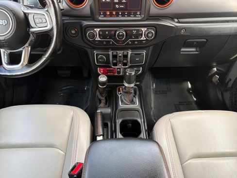 Used 2021 Jeep Gladiator Mojave AWD/4WD image 18