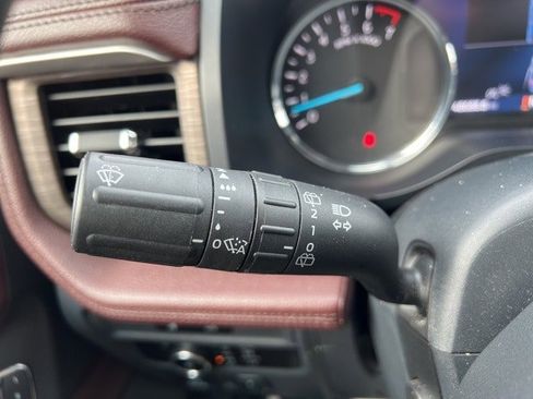 Used 2024 Ford Expedition Max Limited image 29