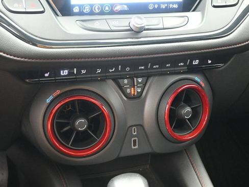 Used 2021 Chevrolet Blazer RS AWD/4WD image 20