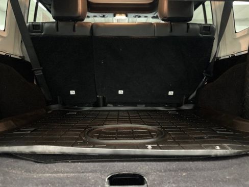 Used 2017 Jeep Wrangler Unlimited Sahara image 13