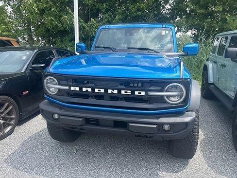 Used 2024 Ford Bronco Outer Banks AWD/4WD image 8