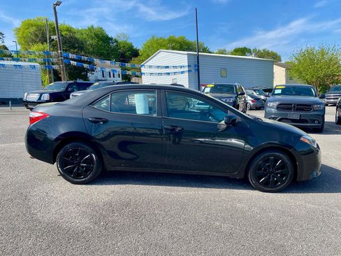 Used 2014 Toyota Corolla LE FWD image 8