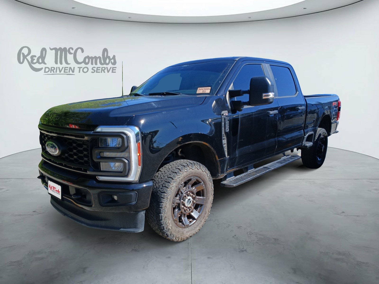 Used 2024 Ford F250 XL w/ STX Appearance Package AWD/4WD image 1