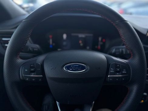 Used 2025 Ford Escape ST-Line image 23