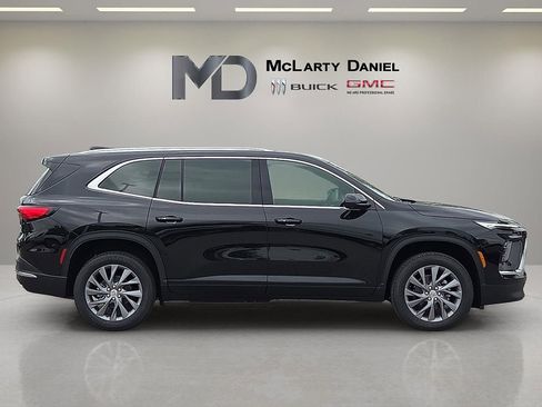 New 2026 Buick Enclave Preferred FWD image 6