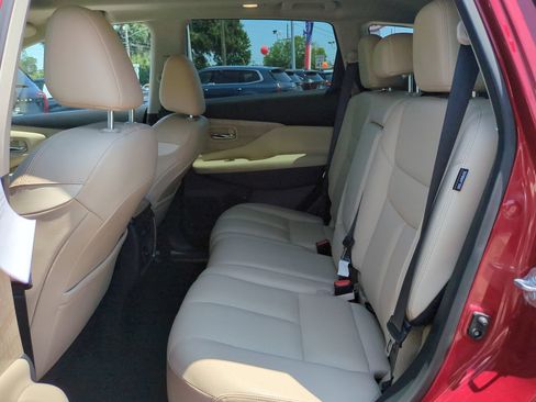 Used 2024 Nissan Murano SL FWD image 14