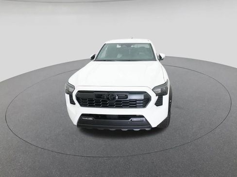 New 2026 Toyota Tacoma TRD Off-Road image 15