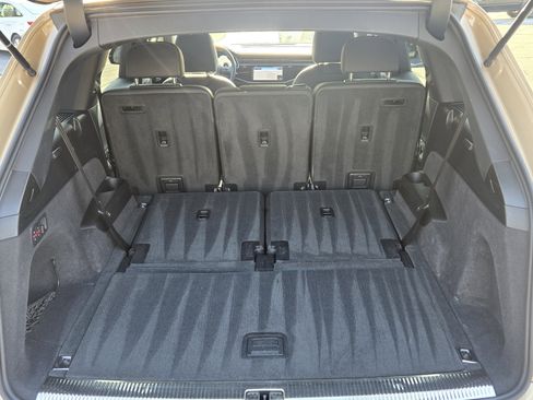 Used 2025 Audi Q7 3.0T Premium Plus image 15