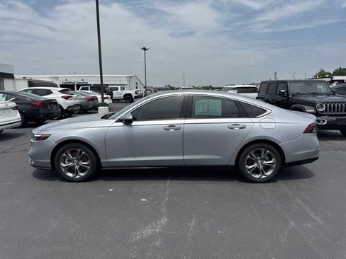 Used 2023 Honda Accord EX-L image 6