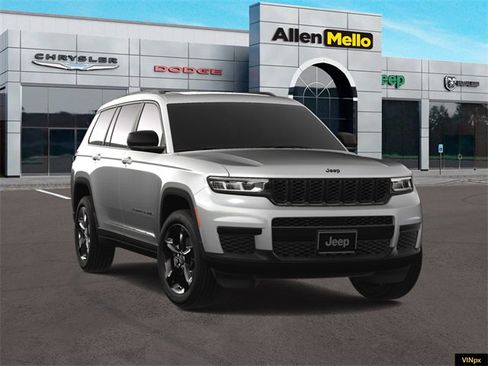 New 2025 Jeep Grand Cherokee L Altitude image 16