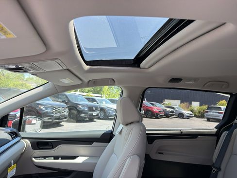 New 2026 Honda Odyssey EX-L image 13