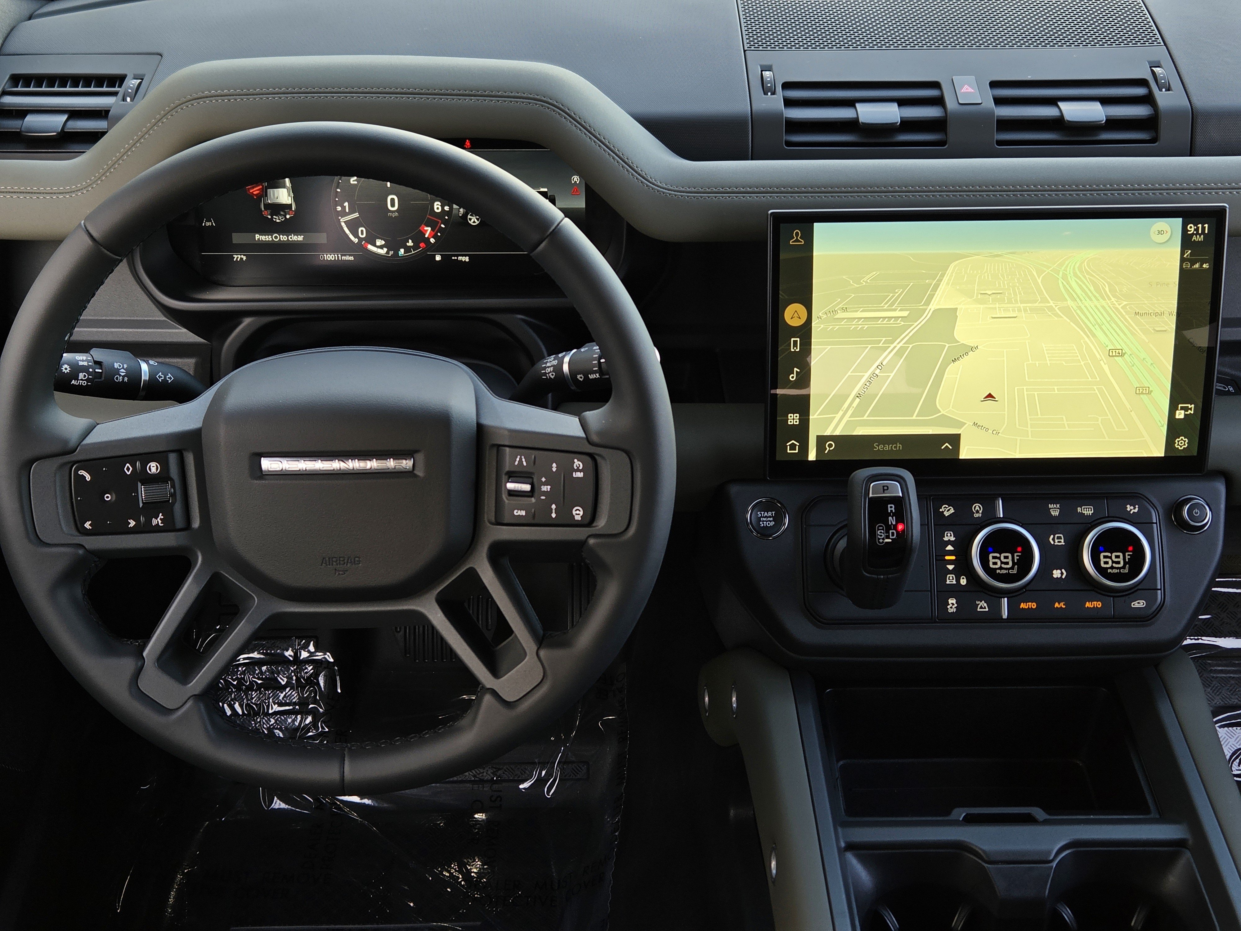 Used 2026 Land Rover Defender 110 S AWD/4WD image 28