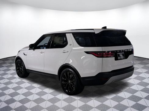 New 2026 Land Rover Discovery S AWD/4WD image 3