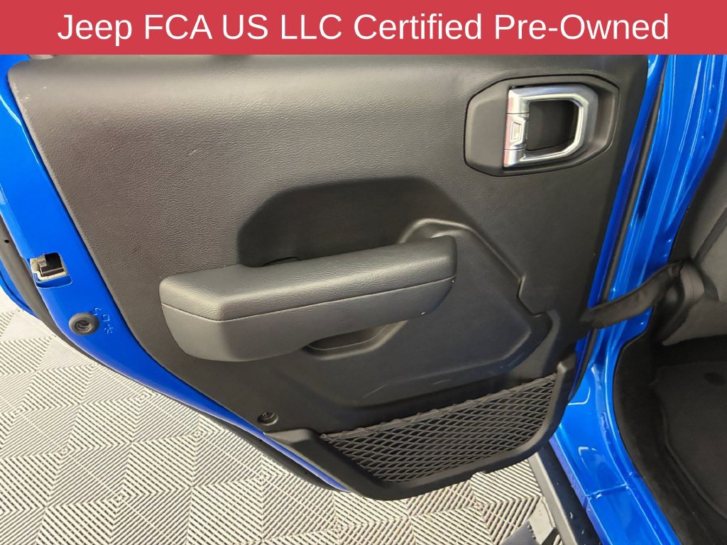 Used 2025 Jeep Gladiator Sport AWD/4WD image 26