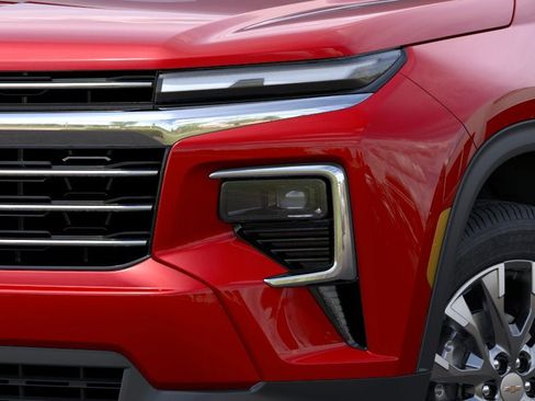 New 2026 Chevrolet Traverse LT w/ Sun and Wheel Package AWD/4WD image 34