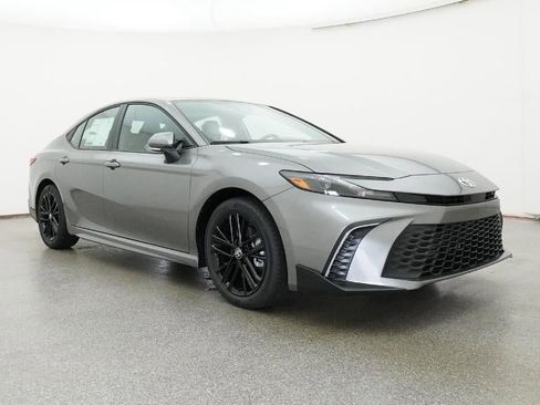 New 2026 Toyota Camry SE image 30