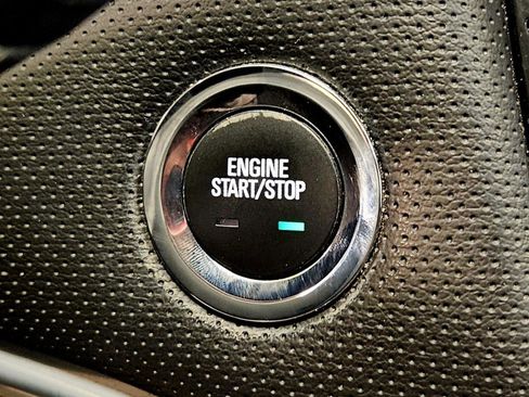 Used 2017 Cadillac XTS Luxury image 20