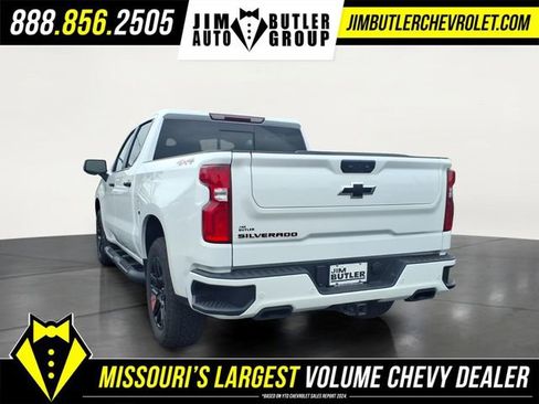 Used 2025 Chevrolet Silverado 1500 RST w/ Redline Edition AWD/4WD image 2