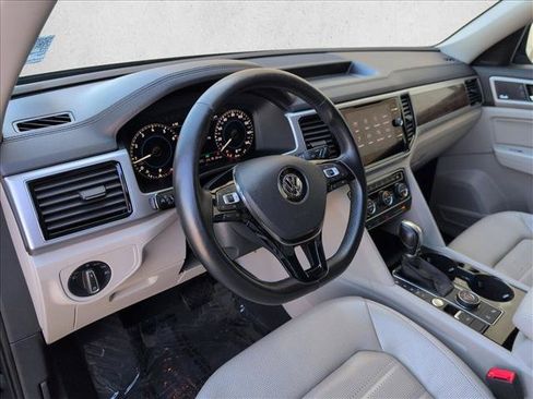 Used 2018 Volkswagen Atlas SEL Premium AWD/4WD image 10
