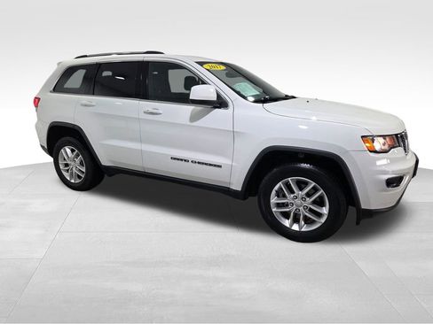 Used 2017 Jeep Grand Cherokee Laredo w/ Quick Order Package 23E image 21