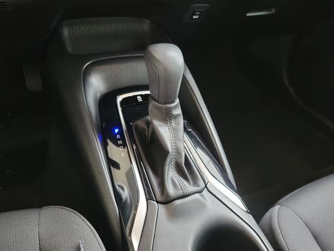 Used 2024 Toyota Corolla LE image 15