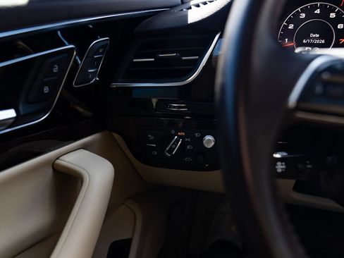 Used 2019 Audi Q7 3.0T Prestige AWD/4WD image 13