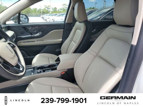 New 2025 Lincoln Corsair FWD image 18