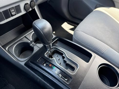 Used 2015 Toyota Tacoma 2WD Access Cab image 20