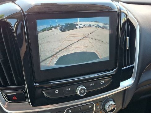 Certified 2019 Chevrolet Traverse LT FWD image 19