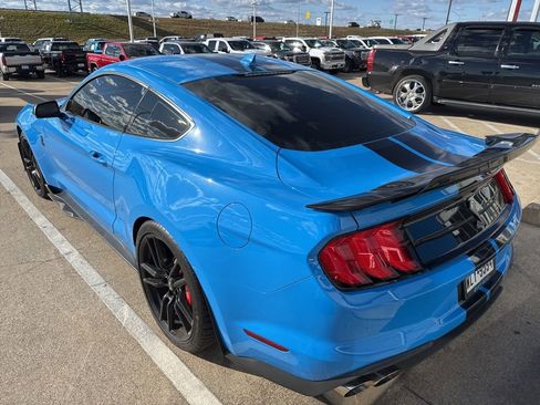 Used 2022 Ford Mustang Shelby GT500 w/ Technology Package image 8