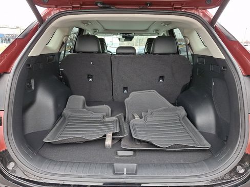 Used 2025 Kia Sportage SX image 34