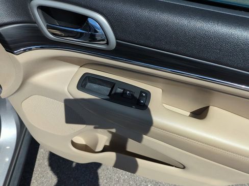 Used 2021 Jeep Grand Cherokee Limited w/ Luxury Group II RWD image 35
