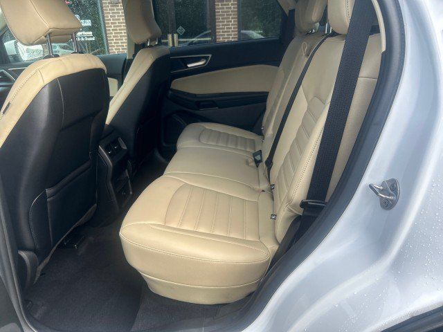 Used 2023 Ford Edge SEL AWD/4WD image 12