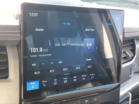 Used 2023 Ford Expedition Max XLT image 18