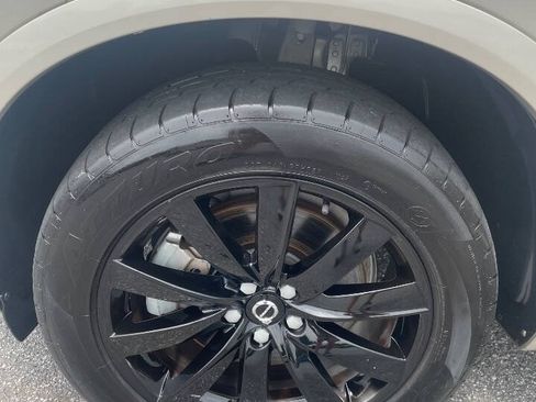 Used 2018 Volvo XC90 T6 Momentum w/ Momentum Plus Package AWD/4WD image 28