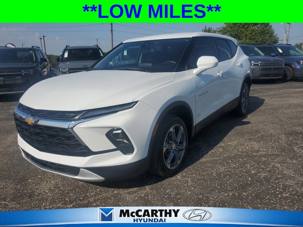 Used 2024 Chevrolet Blazer LT AWD/4WD image 1