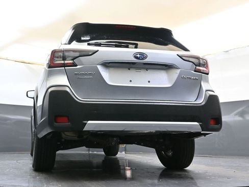 Certified 2024 Subaru Outback Limited image 32