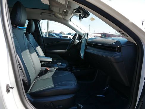 Certified 2023 Ford Mustang Mach-E Premium AWD/4WD image 8