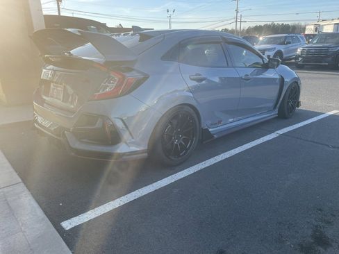 Used 2021 Honda Civic Type R image 3