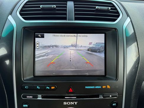 Used 2016 Ford Explorer Limited w/ Equipment Group 301A image 30