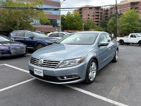 Used 2013 Volkswagen CC Sport FWD image 4