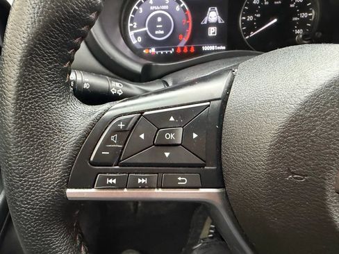 Used 2023 Nissan Kicks SR FWD image 13